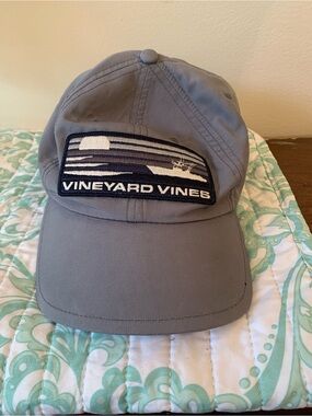 Vineyard Vines Hat Cap Gray Buckle Back Skyline Boat Ship Liner Patch